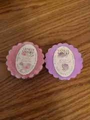 Lot of 2 Yankee Candle Wax Tart Melts 0.8 oz Cherry Blossom, Freesia & Musk