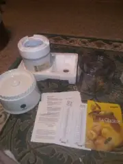 Krups La Glaciere Automatic Electric Ice Cream Maker Model 337 new with books