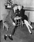 Marilyn Monroe Laurence Olivier At The Savoy Hotel London 1956 Old Photo