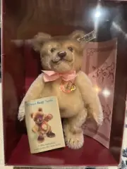 STEIFF 6" Jackie Bear 1953, SWEET SIXTEEN, Mint - 0190/25 Never Remove