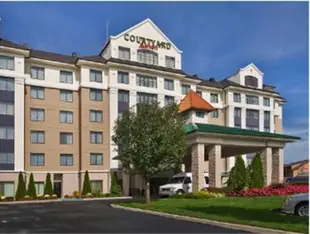 Courtyard by Marriott Long Island MacArthur Airport