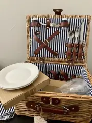 Outdoor Insulated Twine Seaside Wicker Picnic Basket, With Tags