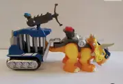 Playskool Chomp Squad Lock Up Dinoasur And Acceries