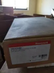 Honeywell Extended Wiring Subbase with Cover & Knockout Plate