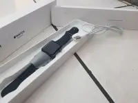 在飛比找Yahoo!奇摩拍賣優惠-不議價 9.9新 保APPLE WATCH SERIES 3