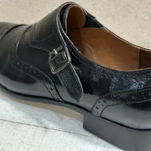 [HERLS 樣品鞋] 光澤全真皮雕花單釦孟克鞋牛津鞋 黑色 40號 原價$3880