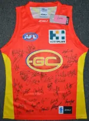 BNWT - Gold Coast SUNS Guernsey 2013 AFL Team Signed Jersey Jumper 36 Signatures
