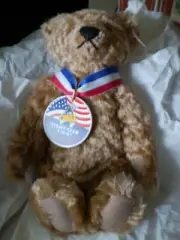 NEW IN ORIGINAL BOX STEIFF TEDDY BEAR SAMMI CINNAMON 25 CLUB BEAR