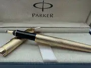 Parker Sonnet Rollerball Pen Deluxe Gold Star - Gold Clip 0.5mm Black Ink