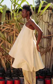 [LilaBare] Asymmetric Handloom Cotton Top