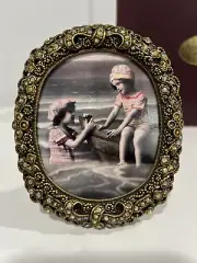 Edgar Berebi Limited Edition 3.25X 4 Inches Oval Shapes Frame