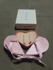 NEW AVON PIERCED EARRINGS Pink Glass Drop Heart Shape New In Box