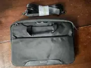 Brenthaven Elliot Carry Sleeve 14”laptop bag Black item 2313