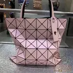 三宅一生 ISSEY MIYAKE BAOBAO 經典6X6格 偏光粉/紫 手提包 單肩包 購物袋 女包