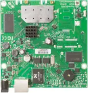 MikroTik RB911G-5HPnD-US, 600MHz Atheros CPU, 64MB RAM, 1x Gigabit LAN