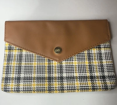 New Ipsy Clueless Suit Plaid Cosmetic Makeup Travel Glam Bag with Snap Closure
