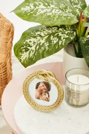 Gold Ornate Round Picture Frame