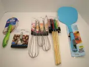 5- GADGETS MAINSTAY AND ZYLISS AND TASTY KITCHEN UTENSILS