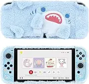 GeekShare Süße Plüsch-Schutzhülle – Stoßdämpfende und kratzfeste Hülle, kompatibel mit Nintendo Switch OLED-Konsole und Joy Con – Plüsch-Haifisch