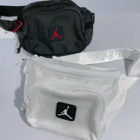 在飛比找蝦皮購物優惠-NIKE Jordan RISE CROSS 黑/白 胸包 