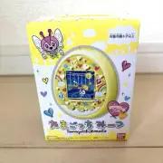 Bandai Tamagotchi Fairy Tale Märchen Meets ver. Yellow Virtual Pet TMGC NEW JP