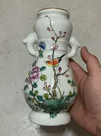在飛比找樂天市場購物網優惠-彩繪老窯瓷花瓶，喜歡可以直接拍，直徑10厘米，高18厘米
