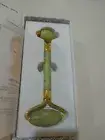 ROSELYNBOUTIGUE GEMSTONE FOR WELLNESS AND BEAUTY JADE ROLLER GUA SHA SET