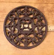 Vintage Cast Iron Ornate Trivet 7 3/8" Rnd 0164