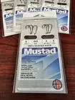 30 MUSTAD 641 SNELLED BAIT HOLDER HOOKS SZ. 6