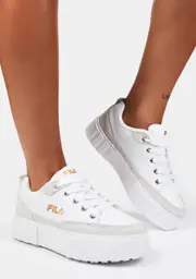 [Fila] White Sandblast Low MG Sneakers