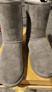 UGG Australia Classic K GREY Sheepskin WINTER BOOT SIZE 4 S/N 5251K