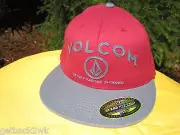 NEW VOLCOM BALL CAP HAT TRUCKER MENS S M 210 Fitted Flexfit Red Grey
