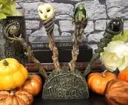 Witches Wizards Sorcerers Fantasy Cosplay 4 Magic Wands With Stand Figurines Set