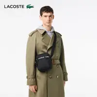 在飛比找momo購物網優惠-【LACOSTE】包款-Neocroc直立式相機包(黑色)