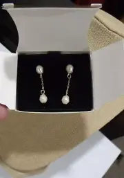 Avon 1997 Pearlesque Illusion Pierced Earrings Surgical steel posts NWB
