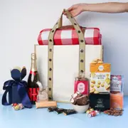 Picnic Hamper with Lindt Chocolate, Rocky Road and Nuts - Large - Edible Blooms