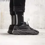 【日韓連線】ADIDAS YEEZY BOOST 700 V2 VANTA 黑魂 全黑 反光運動百搭慢跑鞋