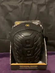CLC Knee Pad: Universal, 2 Straps, Clip/Hook-and-Loop, 1 PR Free Shipping