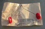 1950s Wen-Mac AEROMITE Part #8 Red Plastic Tire Complete LANDING GEAR Unused NOS
