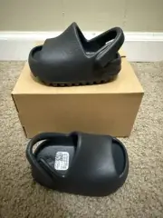 New adidas Yeezy Slide Onyx Black Size 4K 4 Infant Baby - HQ4118