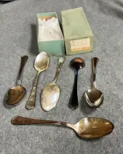 NEW in BOX Vintage Victor S. Co. SET of 30 Silver Plate Dessert Spoons Saxon