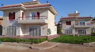 Luxurious seafront villa- 3 bedroom