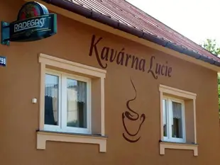 卡瓦爾納露西烏布圖瓦尼酒店