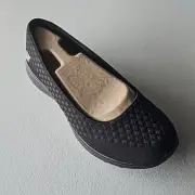 New Sketchers Black Microburst One Up Shoe, Size 9.5 Wide