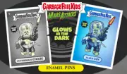 2020 Garbage Pail Kids Mars Attacks * Outerspace Chase * L.E GLOW IN THE DARK