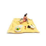 CR 1:64 Painted Figure Model ature Resin Diorama Picni Camping Couple Sand