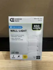 Integrated LED Dusk to Dawn Photocell Sensor Half Moon Security Wall Light