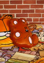 [Dolls Kill X Garfield] Pookie Dearest Plush Pillow