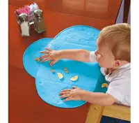 在飛比找樂天市場購物網優惠-《美國Summer infant》可攜式防水學習餐墊(粉藍)