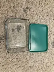 Pyrex Rectangle 3 Cup 750ML Storage Container #7210 Turquoise Lid - Glass